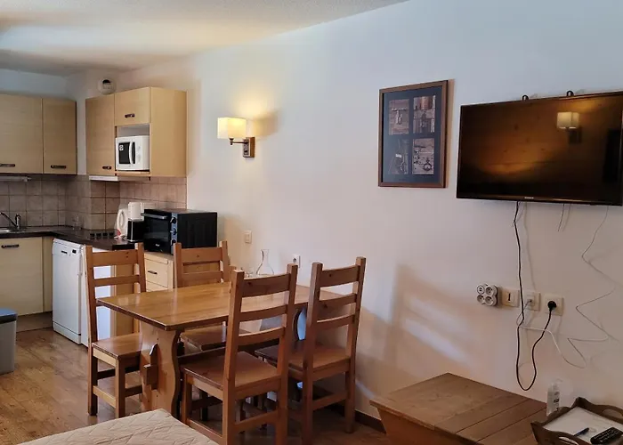 Crocus Cybele Apartamento *